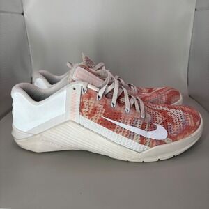 Nike Women's Athletic Shoes - White and Pink